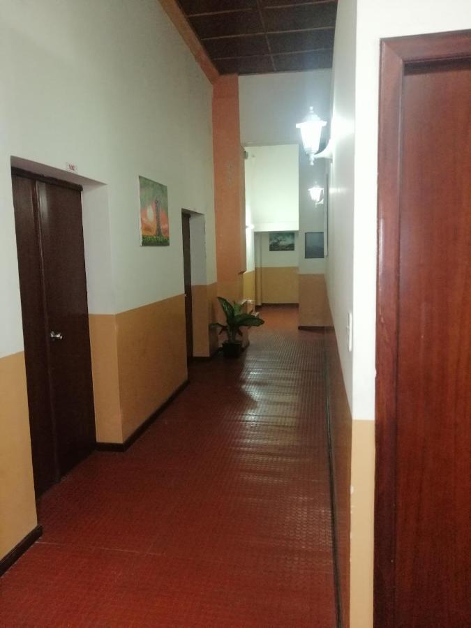 Hostal Victoria Кито Экстерьер фото